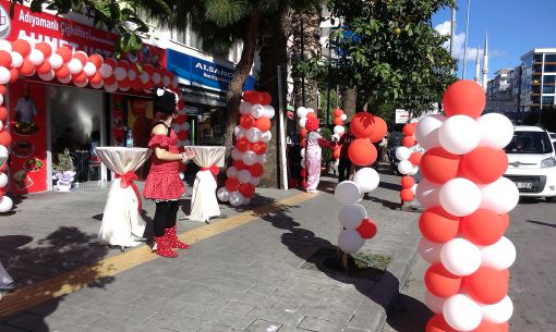 Balon izmir Açılış organizasyonu izmir, balon süsleme izmir, balon süsleme fiyatları, balon süsleme buca, balon süsleme, izmir balon süsleme